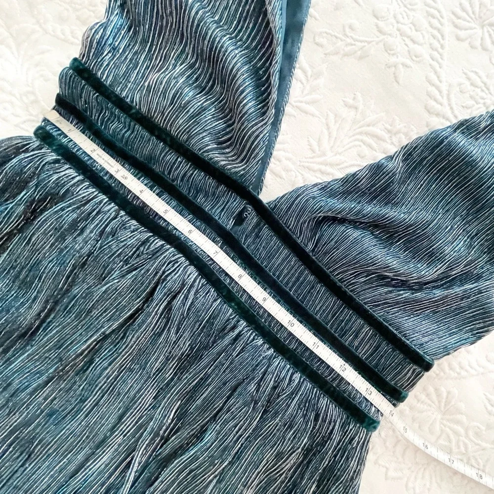 NWOT Lulus Smokeshow Teal Metallic Mini Dress Small - Picture 10 of 10